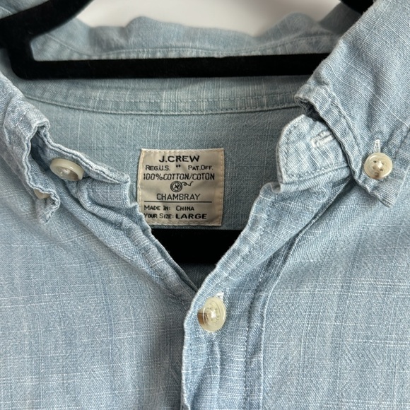 Men’s J Crew Chambray Button Down - Size L - Picture 2 of 5